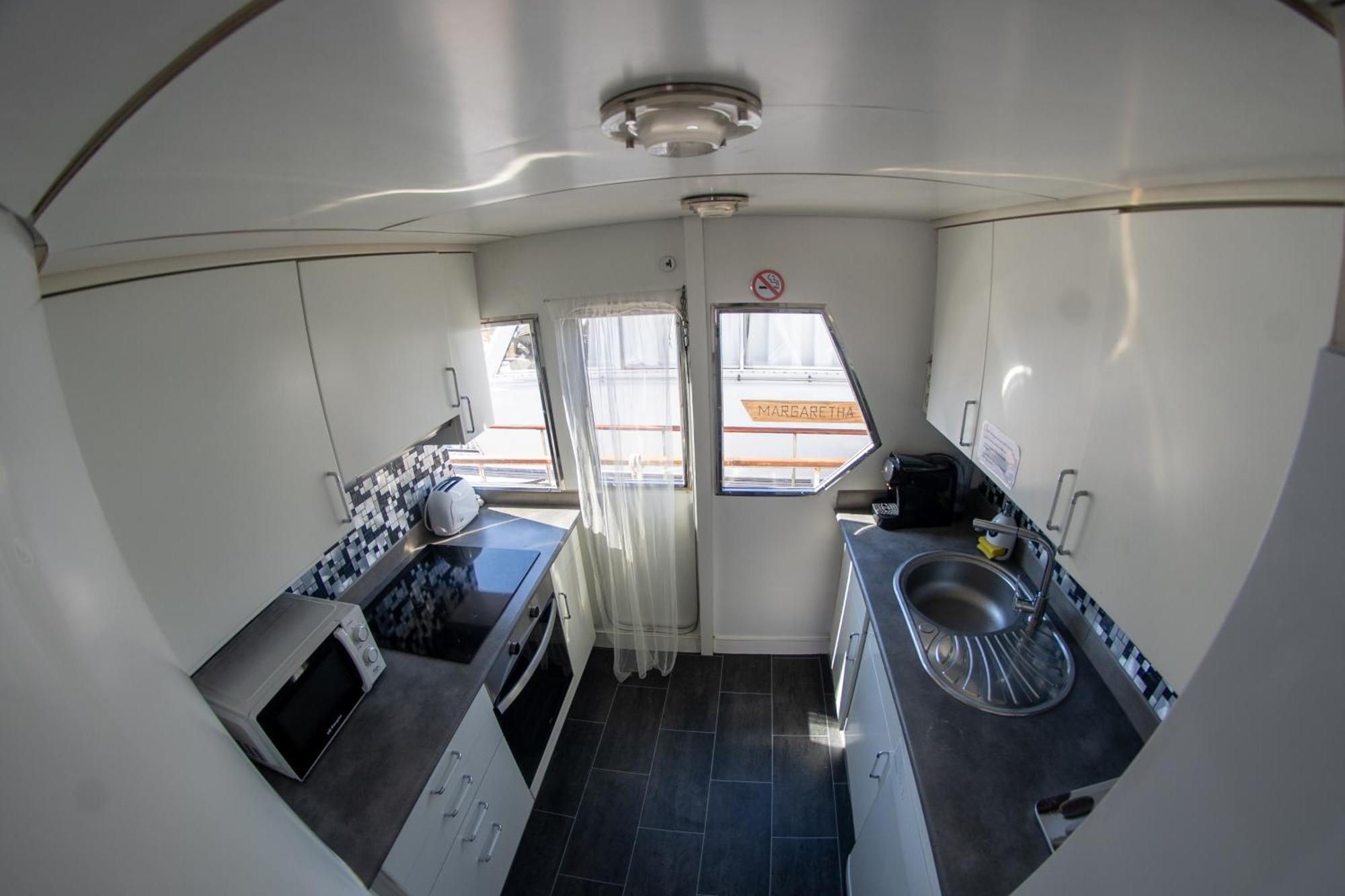 Habitacion Marineria Boat Aloha Barcelona Zewnętrze zdjęcie