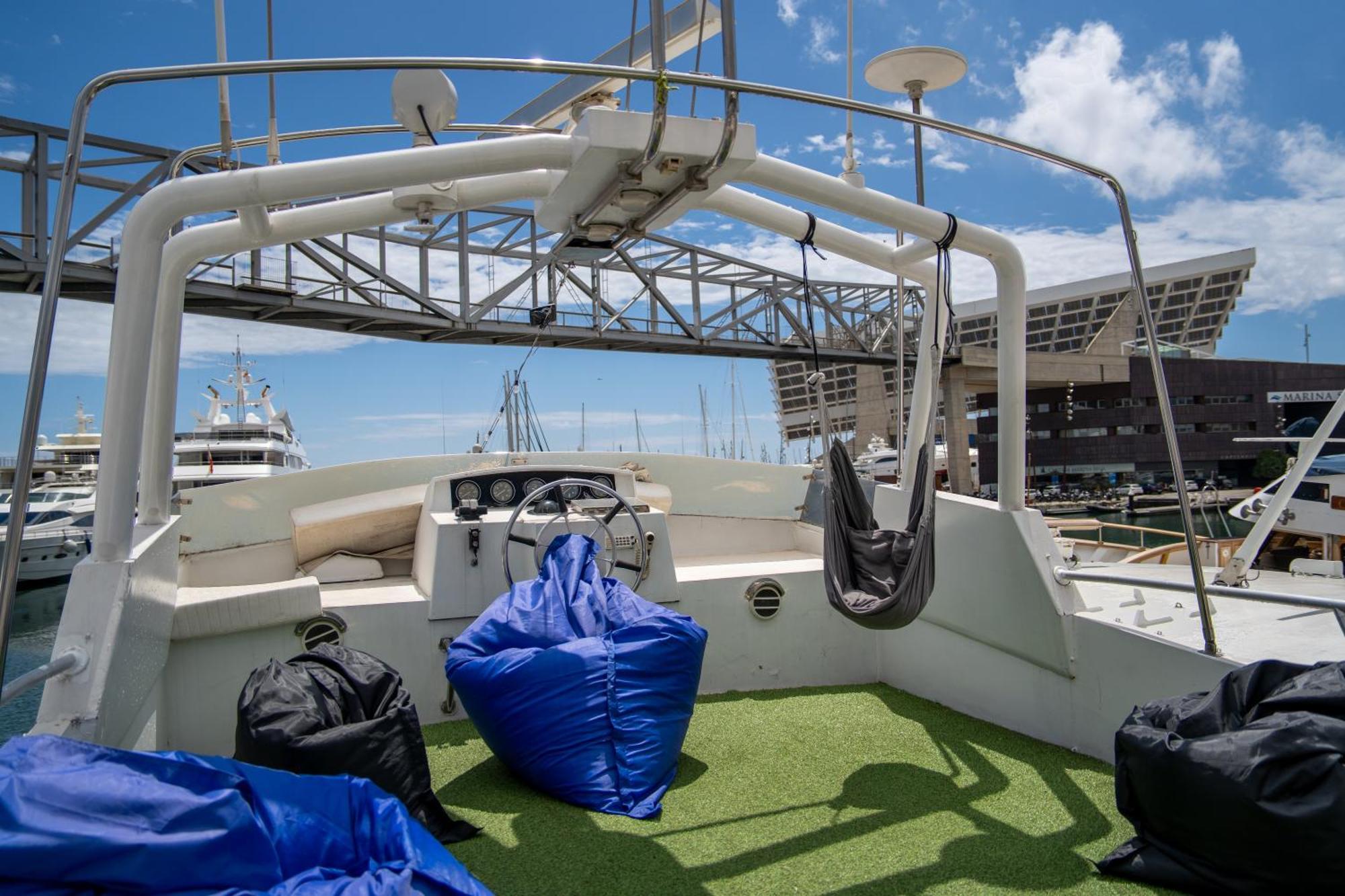 Habitacion Marineria Boat Aloha Barcelona Zewnętrze zdjęcie