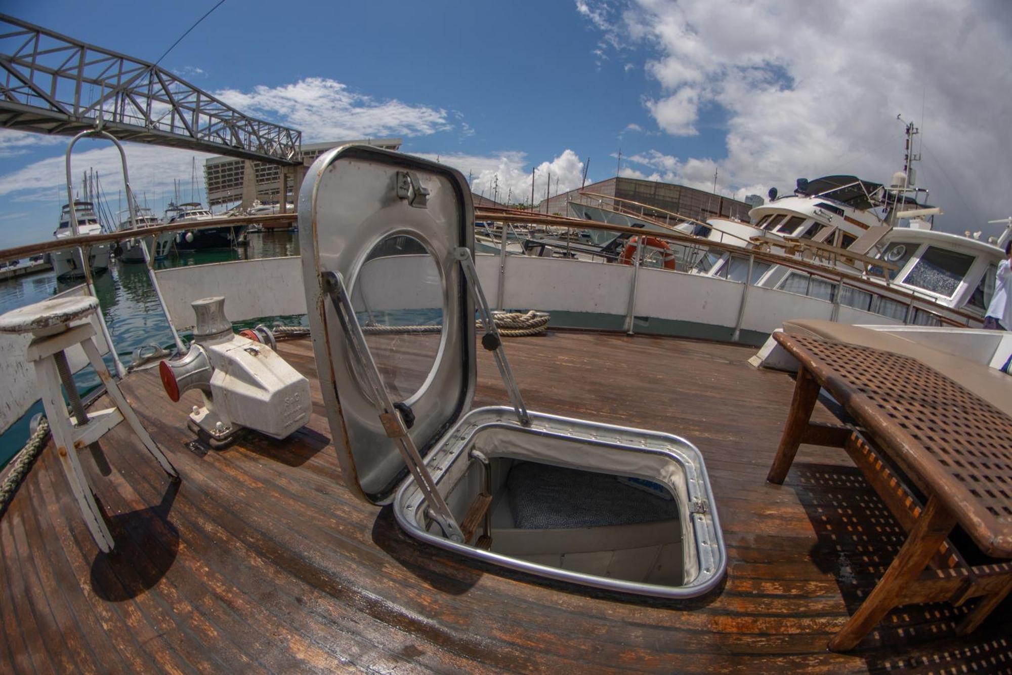 Habitacion Marineria Boat Aloha Barcelona Zewnętrze zdjęcie